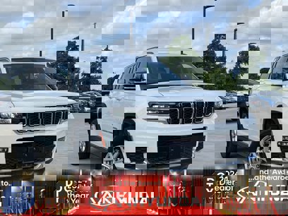 Used 2022 Jeep Grand Cherokee L Limited w/ Luxury Tech Group II