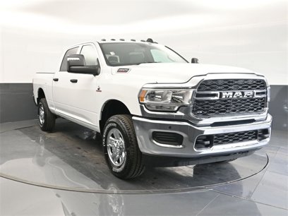 New 2024 RAM 2500 Tradesman w/ Chrome Appearance Group