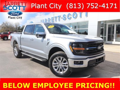 New 2025 Ford F150 XLT w/ Equipment Group 302A MID