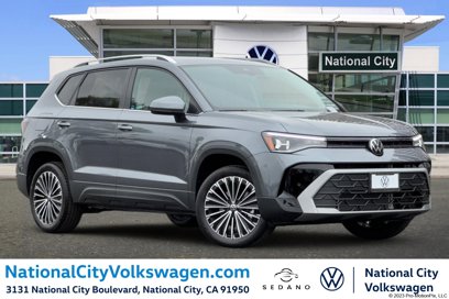 New 2025 Volkswagen Taos SE