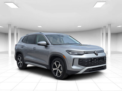 New 2025 Volkswagen Tiguan SE