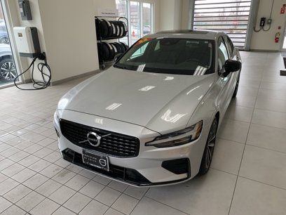 Certified 2022 Volvo S60 B5 Momentum w/ Climate Package