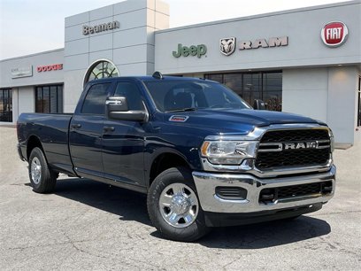 New 2024 RAM 2500 Tradesman w/ Chrome Appearance Group