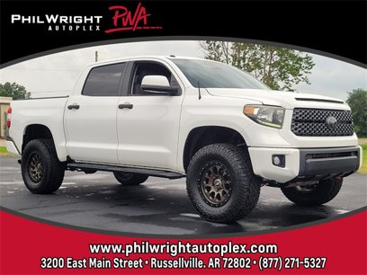 Used 2018 Toyota Tundra SR5 w/ SR5 Upgrade Package