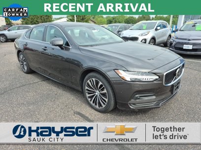 Used 2022 Volvo S90 B6 Momentum
