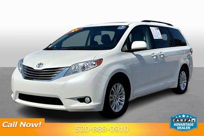 Used 2017 Toyota Sienna XLE