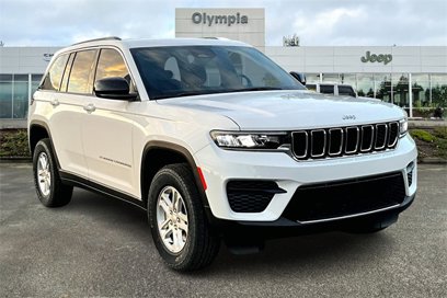New 2025 Jeep Grand Cherokee Laredo w/ Luxury Tech Group I