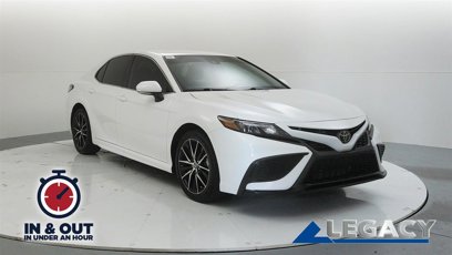 Used 2023 Toyota Camry SE