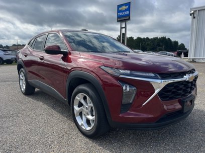 Used 2024 Chevrolet Trax LS w/ LS Convenience Package