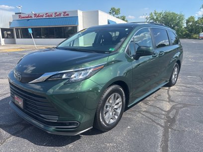 Used 2022 Toyota Sienna LE