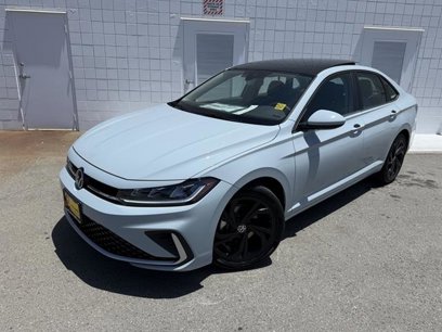 New 2025 Volkswagen Jetta SE