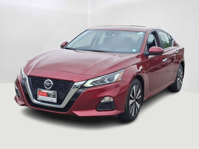 Used 2022 Nissan Altima 2.5 SV