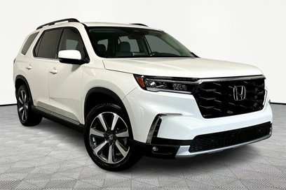 Used 2025 Honda Pilot Touring