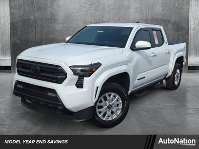 New 2024 Toyota Tacoma SR5