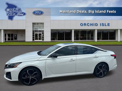 Used 2023 Nissan Altima 2.5 SR w/ SR Premium Package
