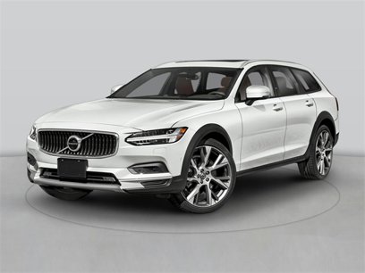 New 2025 Volvo V90 B6 Cross Country Ultra w/ Climate Package