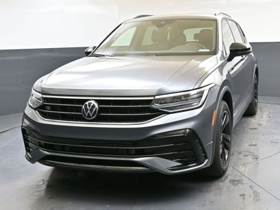 Used 2024 Volkswagen Tiguan SE R-Line