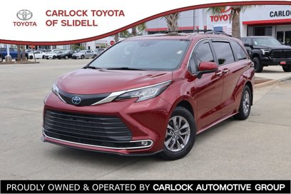 Used 2023 Toyota Sienna XLE