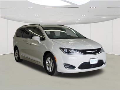 Used 2017 Chrysler Pacifica Touring-L Plus