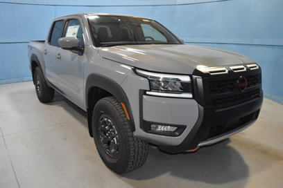 New 2025 Nissan Frontier PRO-4X w/ Interior Protection Package
