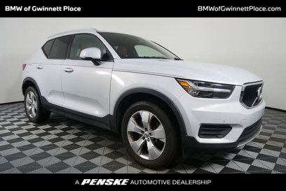 Used 2020 Volvo XC40 T4 Momentum w/ Protection Package Premier