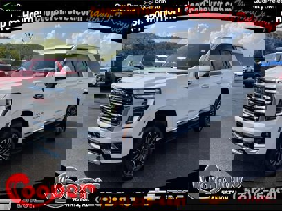 New 2025 GMC Yukon XL Elevation w/ Elevation Premium Package