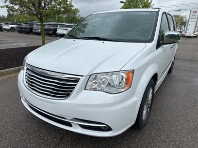 Used 2016 Chrysler Town & Country Touring-L