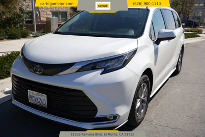 Used 2023 Toyota Sienna XLE