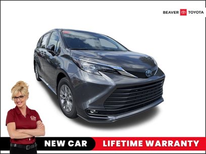 New 2025 Toyota Sienna XLE