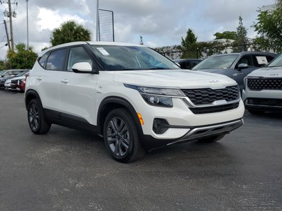 Certified 2022 Kia Seltos LX