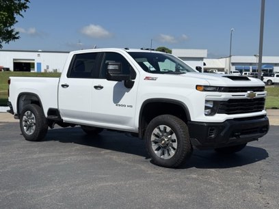 Used 2025 Chevrolet Silverado 2500 Custom w/ Custom Value Package