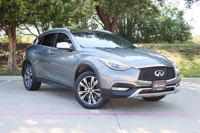 Used 2017 INFINITI QX30 Premium