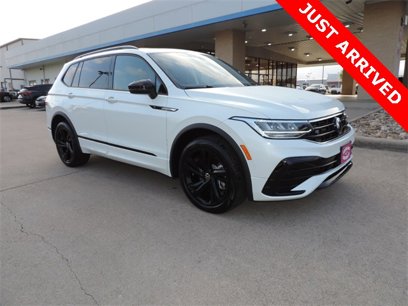 Used 2024 Volkswagen Tiguan SE R-Line