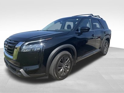 Used 2023 Nissan Pathfinder SV