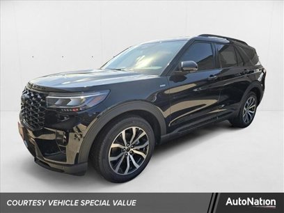 New 2025 Ford Explorer ST-Line w/ Premium Package