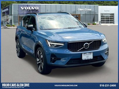 Certified 2023 Volvo XC40 B5 Plus w/ Protection Package Premier