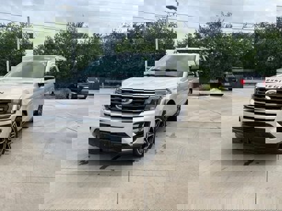 Used 2019 Ford Expedition Limited w/ Equipment Group 303A