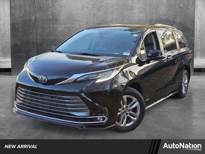 Used 2021 Toyota Sienna Limited