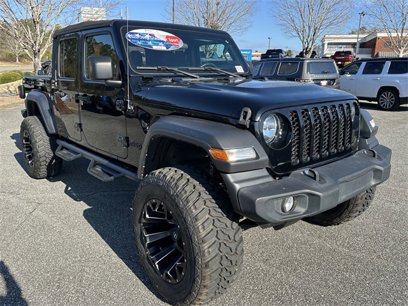 Used 2022 Jeep Gladiator Sport w/ Trailer Tow Package