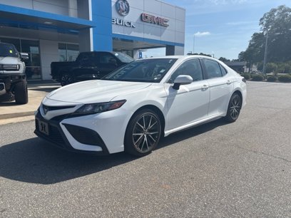 Used 2022 Toyota Camry SE