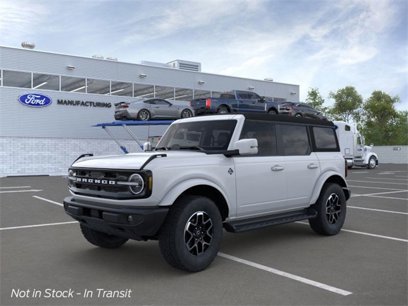 New 2025 Ford Bronco Outer Banks