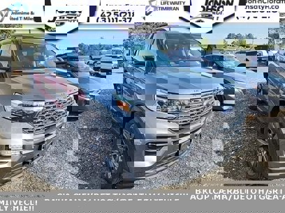 Used 2022 Ford Explorer XLT w/ Equipment Group 202A