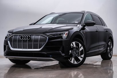 Used 2021 Audi e-tron Premium Plus w/ Premium Plus Package