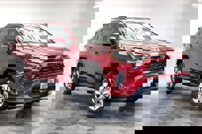 New 2025 Toyota RAV4 XLE