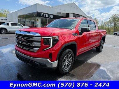 New 2025 GMC Sierra 1500 SLE w/ Preferred Package
