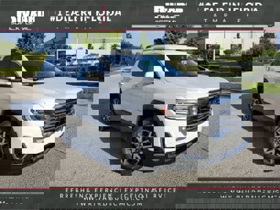 Used 2022 GMC Acadia SLE w/ Driver Convenience Package