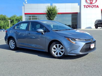 New 2025 Toyota Corolla LE
