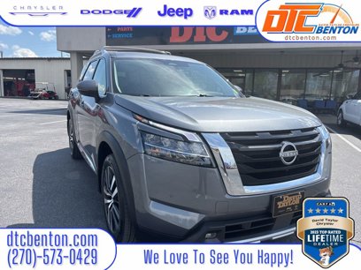 Used 2024 Nissan Pathfinder Platinum w/ Cargo Package