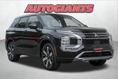 New 2025 Mitsubishi Outlander SE