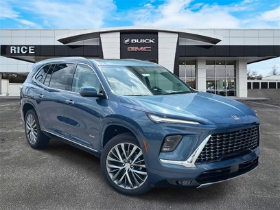 New 2025 Buick Enclave Avenir w/ LPO, Floor Liner Package
